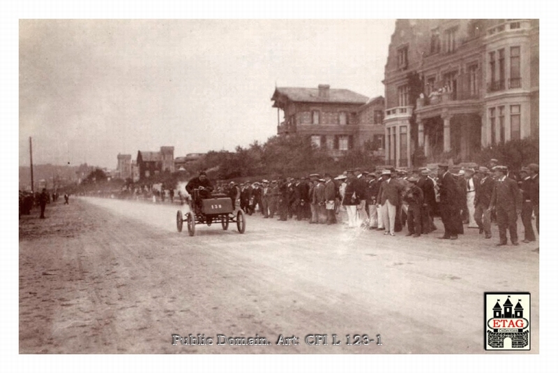 1902 Coupe Deauville Locomobile Guinder #130 Paddock