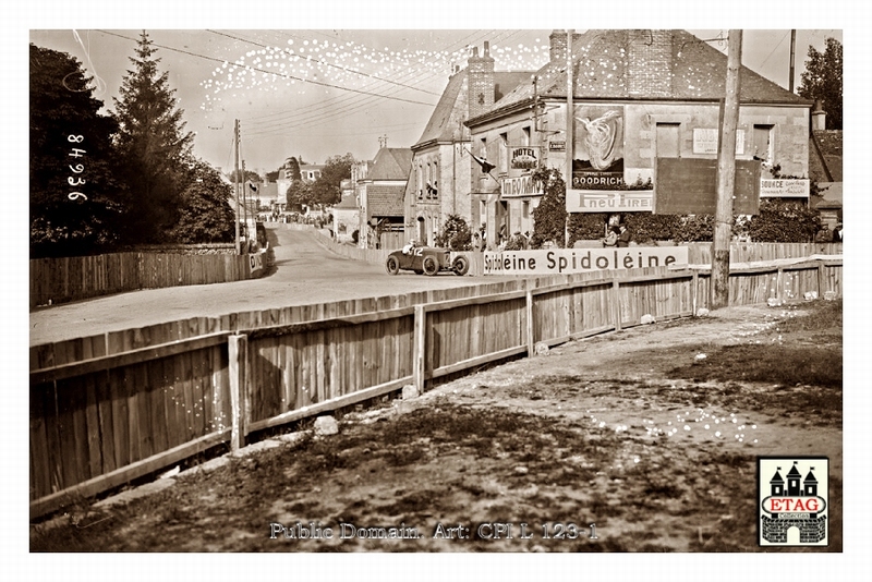 1923 Tours ACF Sunbeam Henry Segrave #12 1st Pass Town