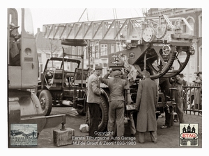 1951 Bedford Brandweerwagen Tilburg (7e) Spoorlaan montage