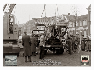 1951 Bedford Brandweerwagen Tilburg (7d) Spoorlaan montage