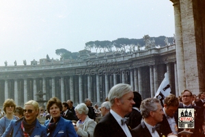 1982 (14) Sint Pieter Tilburgers op het plein