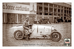 1927 Montlhery Bugatti Dubonnet #6 Dna beside car