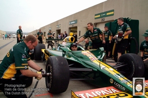 2011 Indianapolis Lotus Tony Kanaan Tyre change practice4